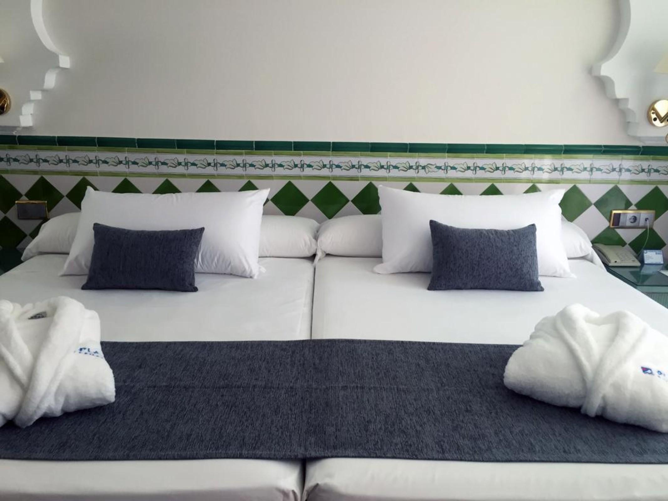 Playacalida Hotel Almuñécar Екстериор снимка
